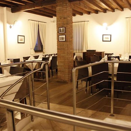 Hotel La Vecchia Reggio Reggio d'Emilie Extérieur photo