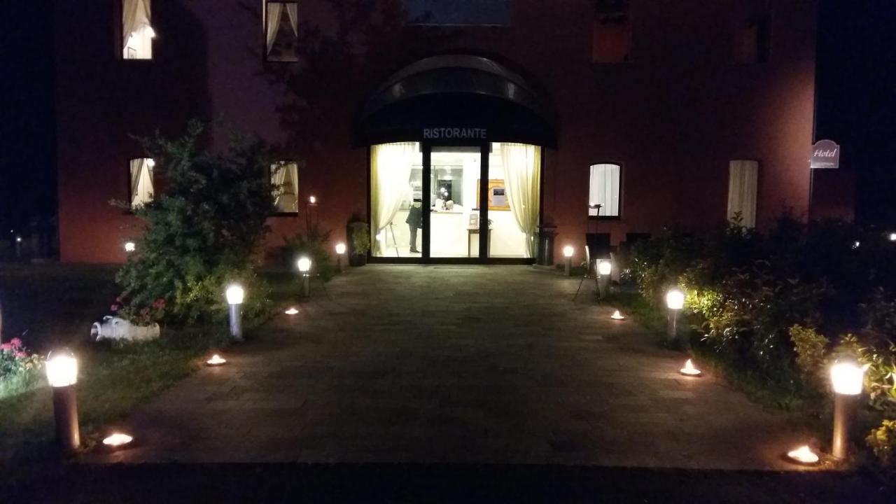 Hotel La Vecchia Reggio Reggio d'Emilie Extérieur photo