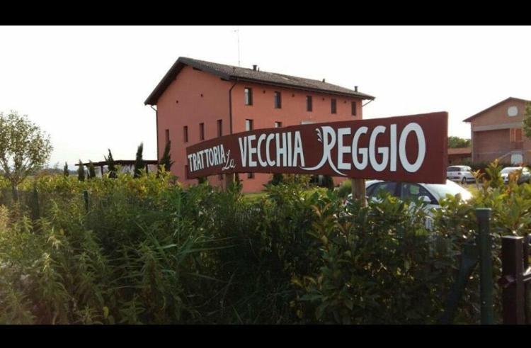 Hotel La Vecchia Reggio Reggio d'Emilie Extérieur photo