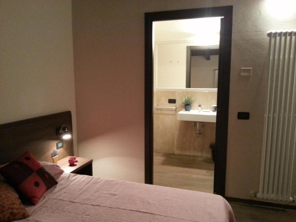 Hotel La Vecchia Reggio Reggio d'Emilie Chambre photo