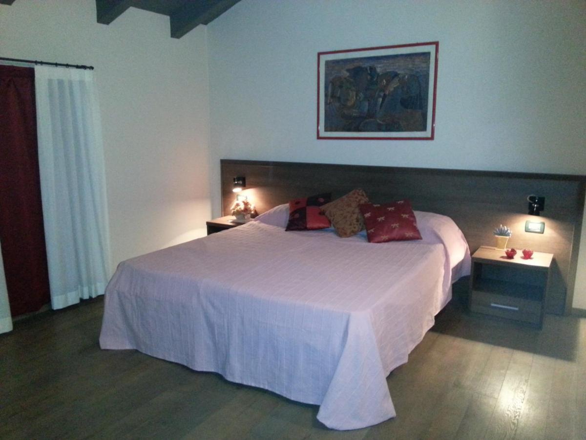 Hotel La Vecchia Reggio Reggio d'Emilie Extérieur photo