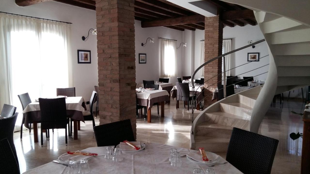 Hotel La Vecchia Reggio Reggio d'Emilie Extérieur photo